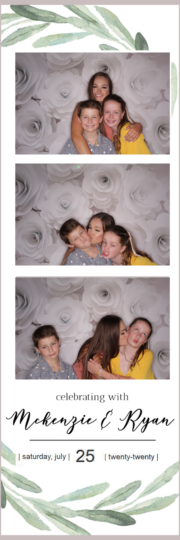 McKenzie & Ryan's Wedding | View more photos from the event at gallery.photoboothbillings.com/u/PhotoBoothBillings/McKenzie-Ryans-Wedding